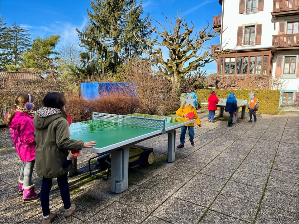 Souvenir du camp : Une cour de récré comme on les aime !